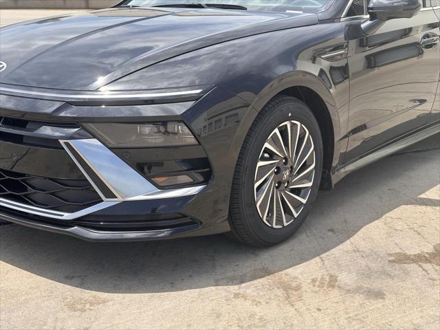 new 2025 Hyundai Sonata Hybrid car, priced at $39,003