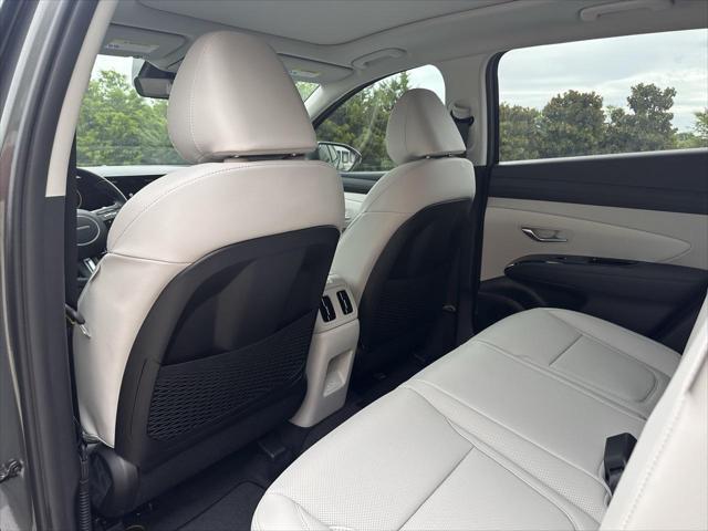 new 2025 Hyundai TUCSON Hybrid car, priced at $42,691