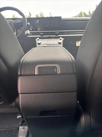 new 2025 Hyundai Santa Fe car, priced at $35,954