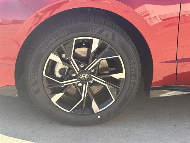 new 2025 Hyundai Sonata car, priced at $28,097