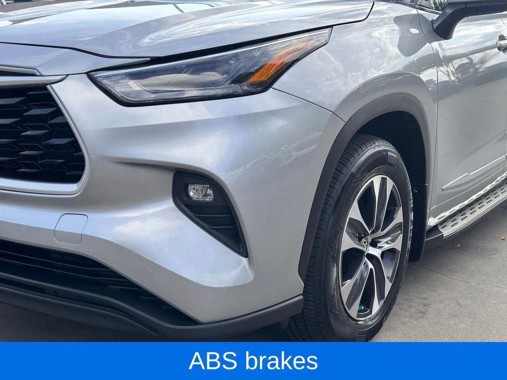 used 2023 Toyota Highlander car, priced at $31,722