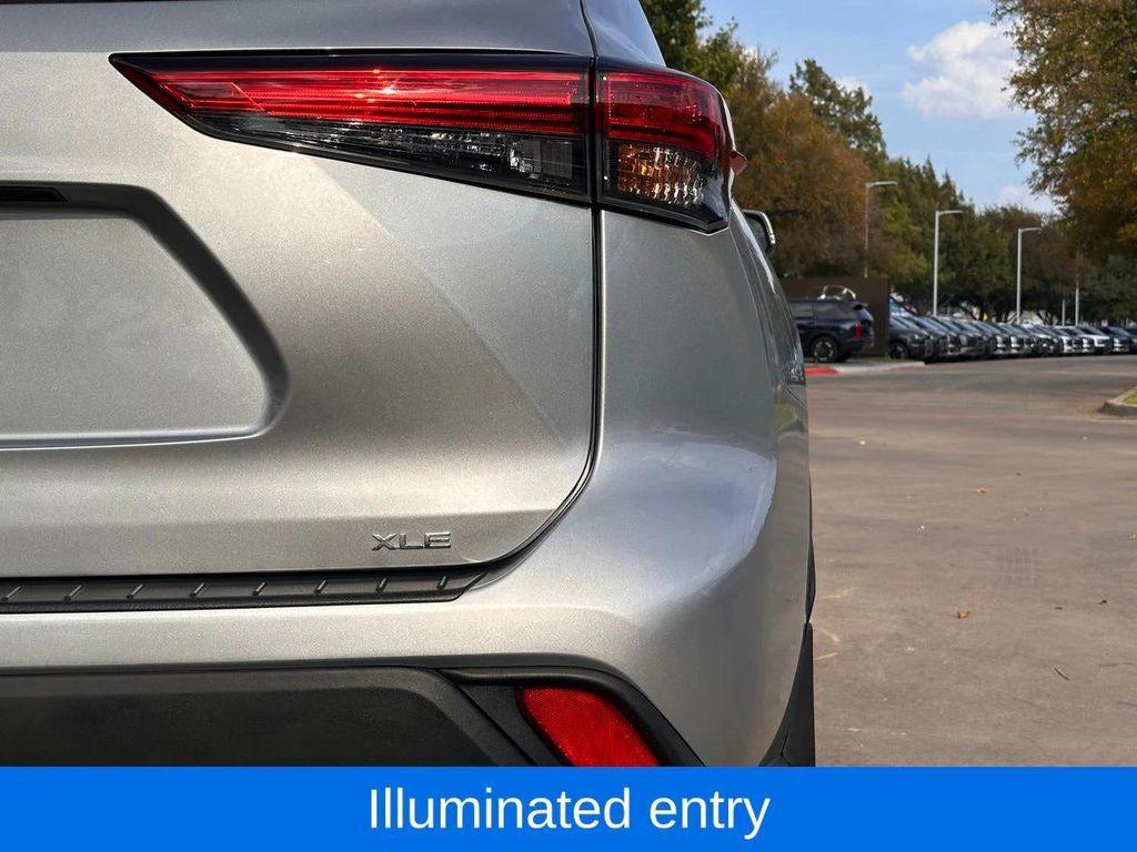 used 2023 Toyota Highlander car, priced at $31,722