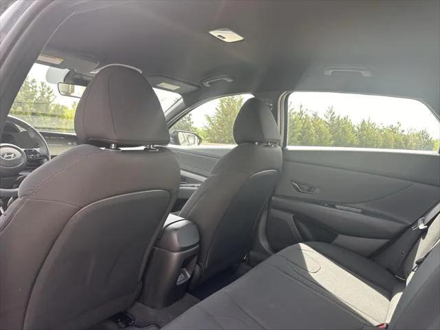 new 2025 Hyundai Elantra car, priced at $23,216