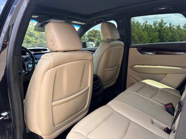 used 2019 Cadillac XT5 car, priced at $14,391