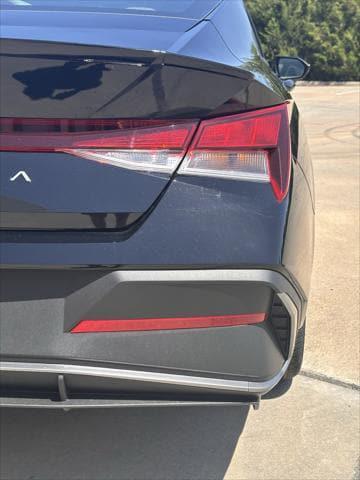new 2025 Hyundai Elantra car, priced at $23,058