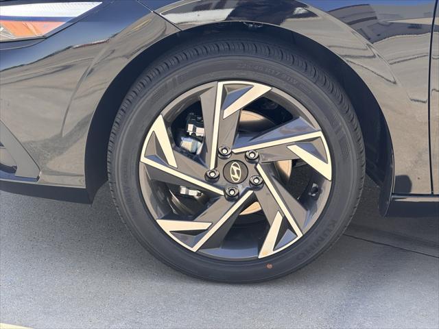 new 2025 Hyundai Elantra car, priced at $23,058