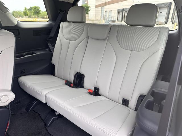new 2025 Hyundai Palisade car, priced at $52,042