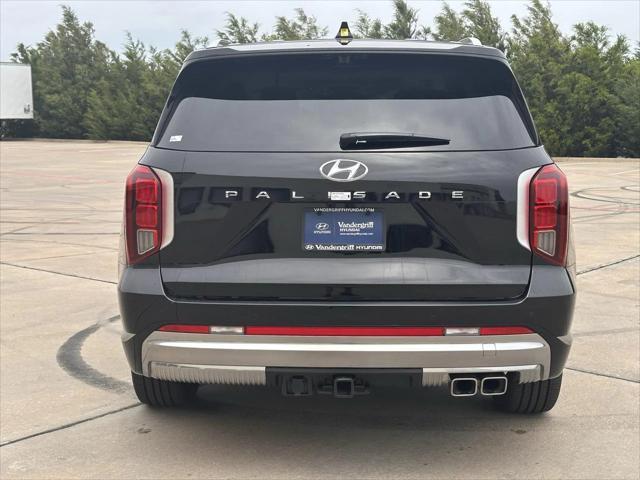 new 2025 Hyundai Palisade car, priced at $52,042