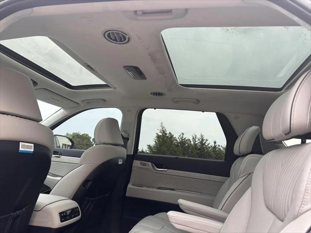 new 2025 Hyundai Palisade car, priced at $52,042