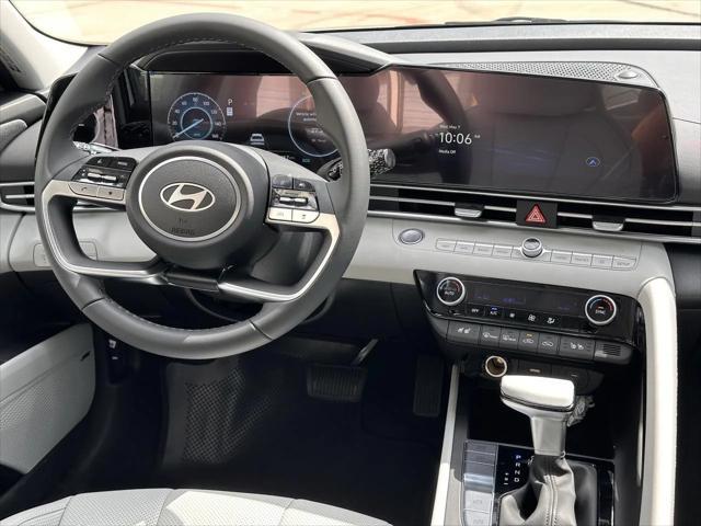 new 2025 Hyundai Elantra car, priced at $30,552