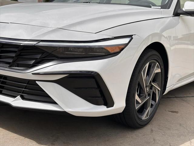 new 2025 Hyundai Elantra car, priced at $30,552