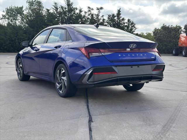 new 2025 Hyundai Elantra car, priced at $30,077