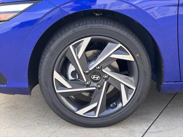 new 2025 Hyundai Elantra car, priced at $29,827