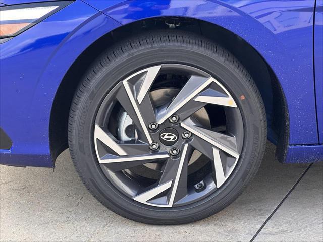 new 2025 Hyundai Elantra car, priced at $30,077