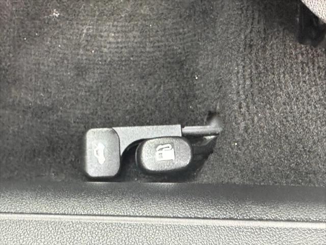 used 2022 Hyundai Elantra car, priced at $18,900