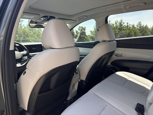 new 2025 Hyundai TUCSON Hybrid car, priced at $37,862