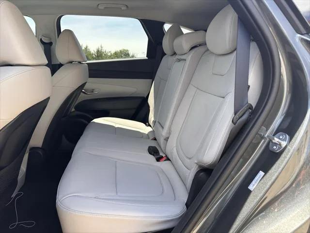 new 2025 Hyundai TUCSON Hybrid car, priced at $36,612