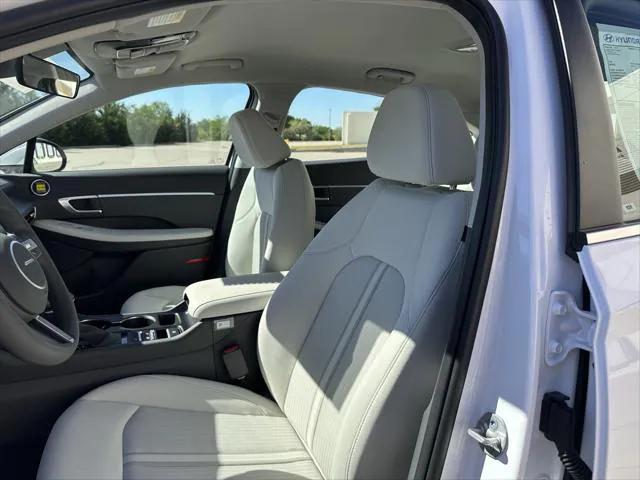 new 2025 Hyundai Sonata car, priced at $26,817