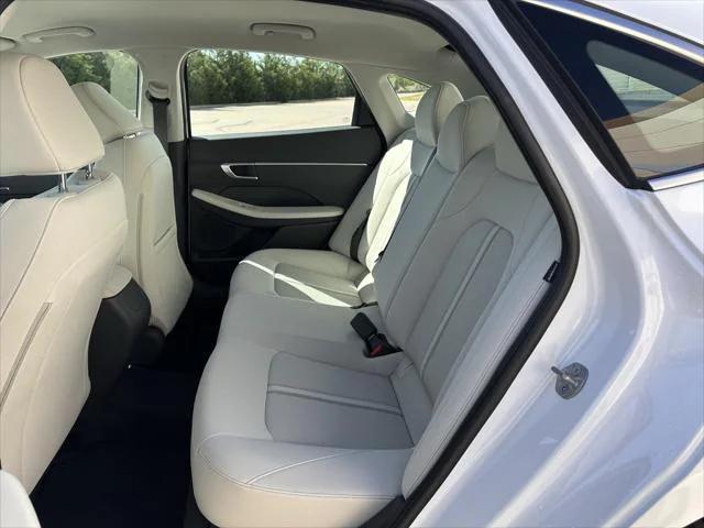 new 2025 Hyundai Sonata car, priced at $26,817
