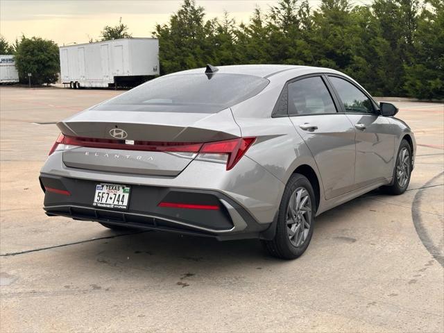 used 2024 Hyundai Elantra car