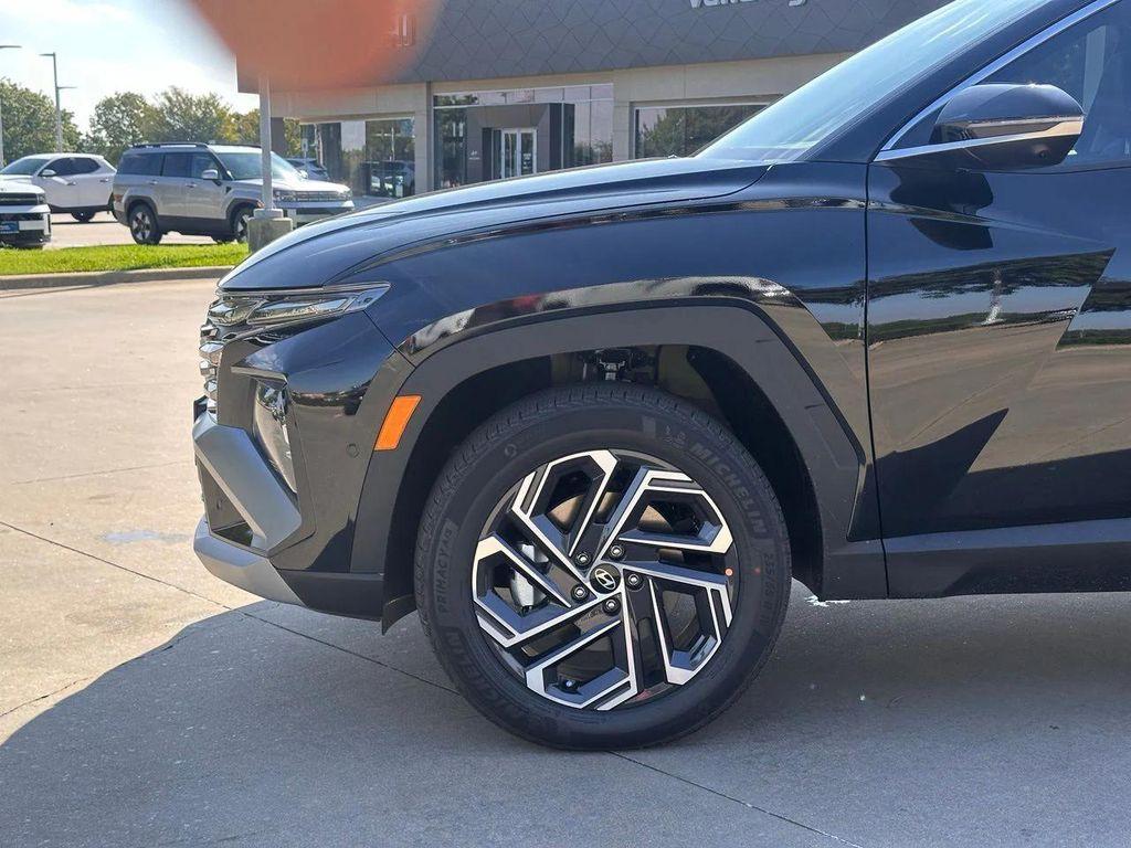 new 2026 Hyundai TUCSON Hybrid car, priced at $40,735