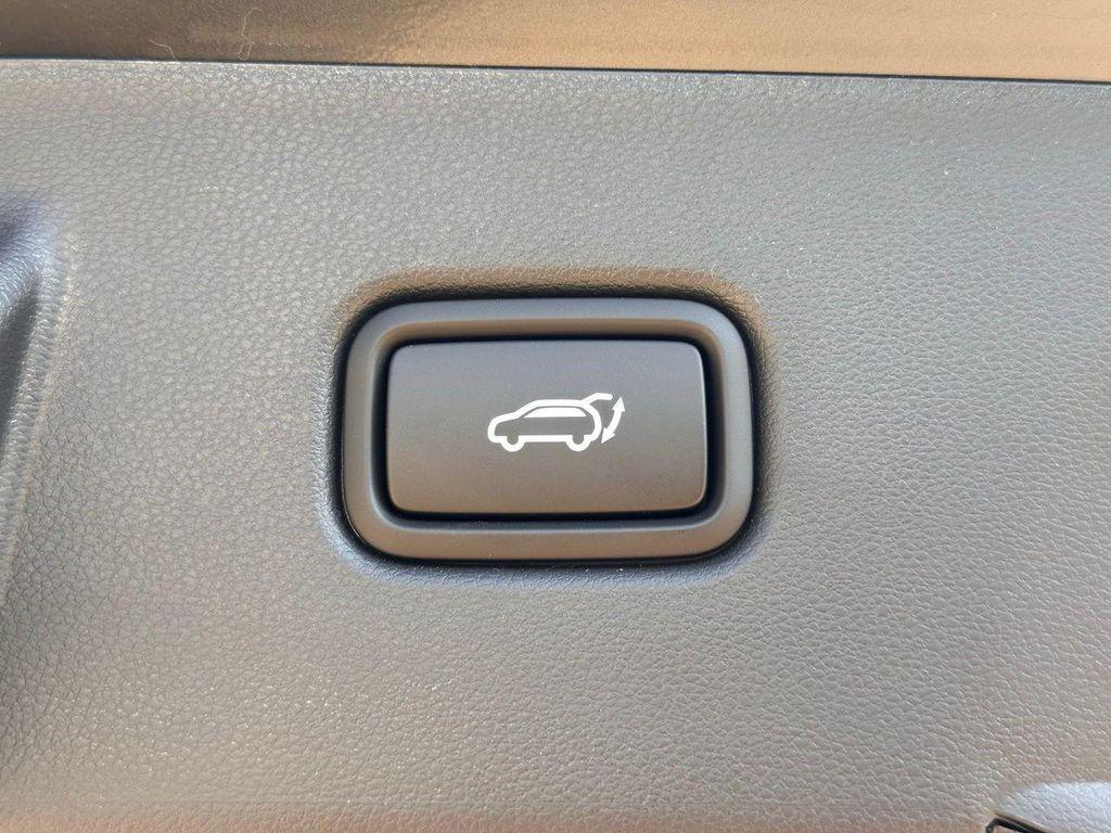 new 2026 Hyundai TUCSON Hybrid car, priced at $40,735