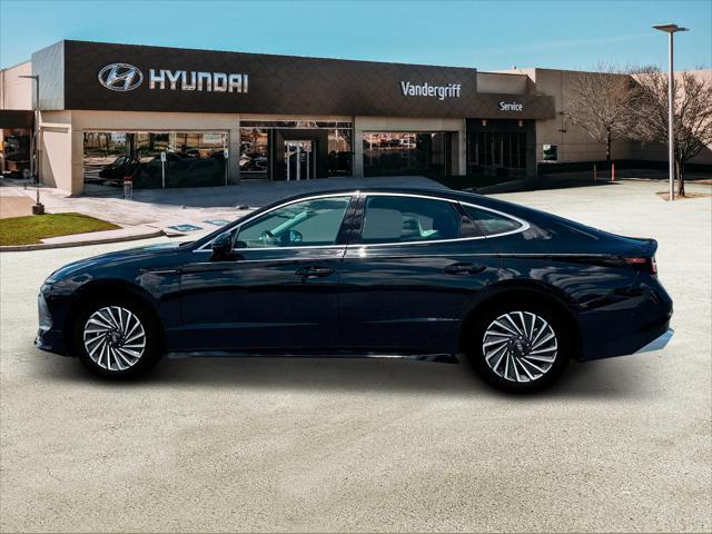 new 2024 Hyundai Sonata Hybrid car, priced at $28,654