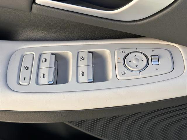 new 2025 Hyundai Sonata Hybrid car, priced at $31,009