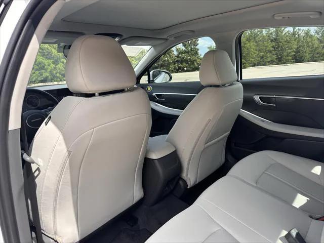 new 2025 Hyundai Sonata car, priced at $31,058