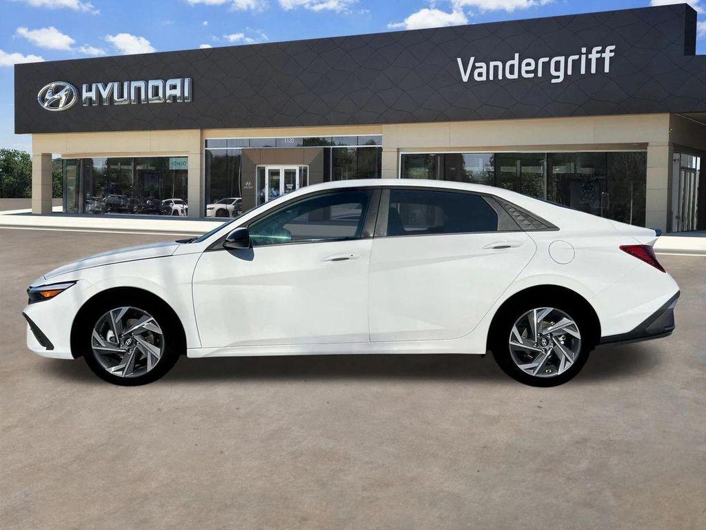 new 2025 Hyundai Elantra car, priced at $21,660