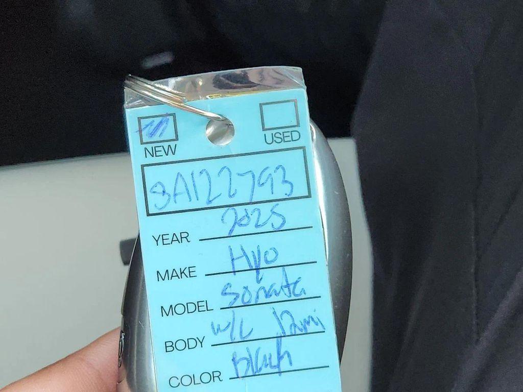 new 2025 Hyundai Sonata Hybrid car, priced at $27,490