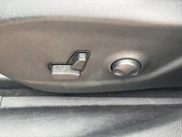 used 2022 Jeep Cherokee car, priced at $19,989
