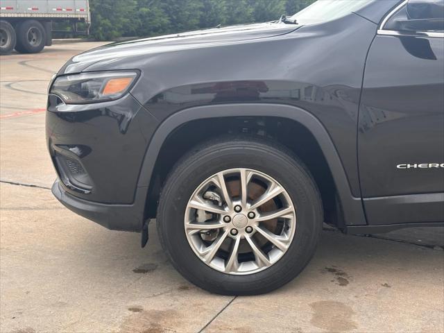 used 2022 Jeep Cherokee car, priced at $19,989