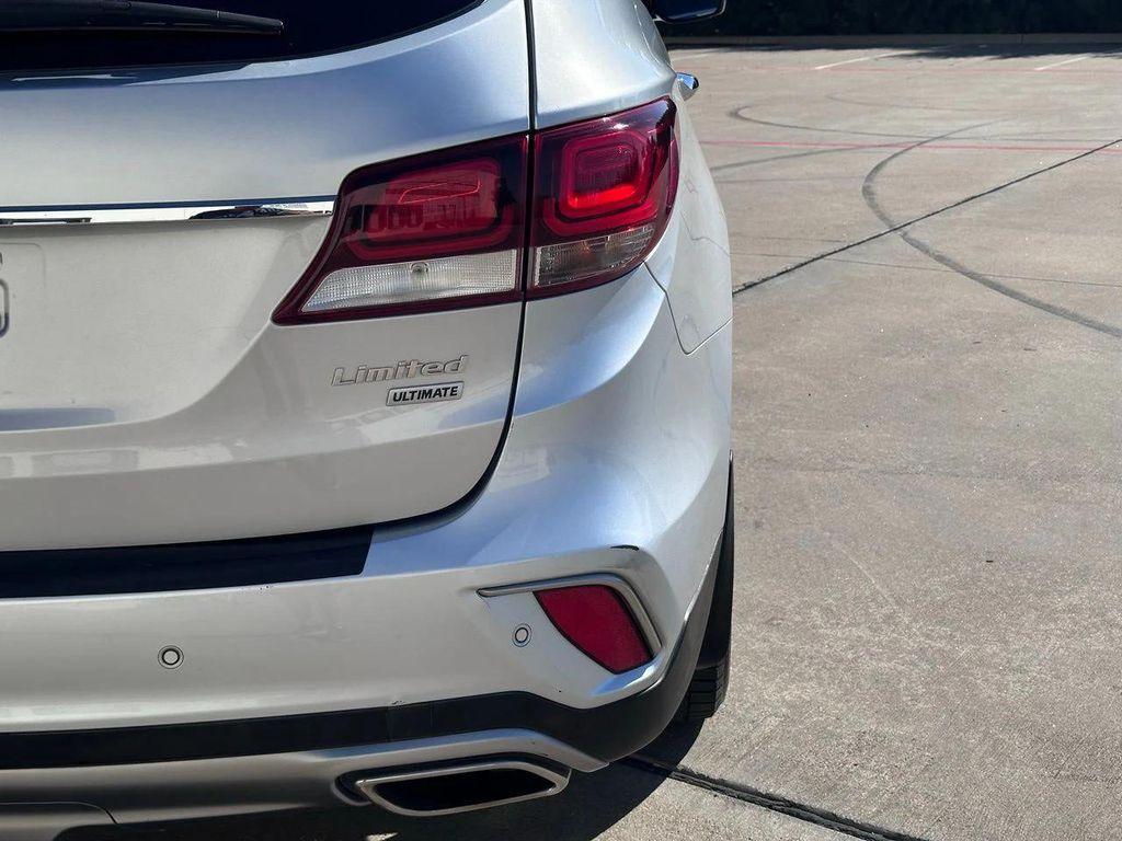 used 2018 Hyundai Santa Fe car, priced at $17,221