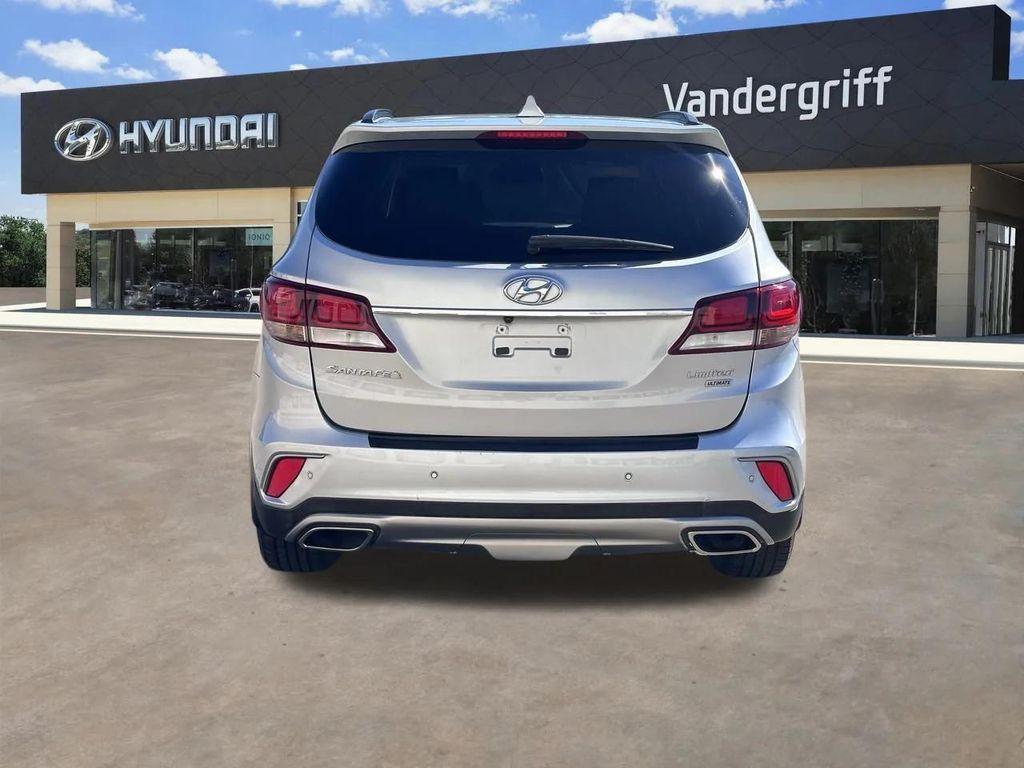 used 2018 Hyundai Santa Fe car, priced at $17,221
