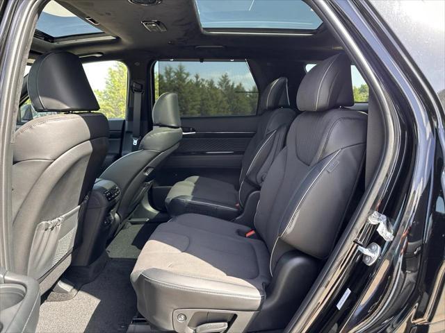 new 2025 Hyundai Palisade car, priced at $55,358