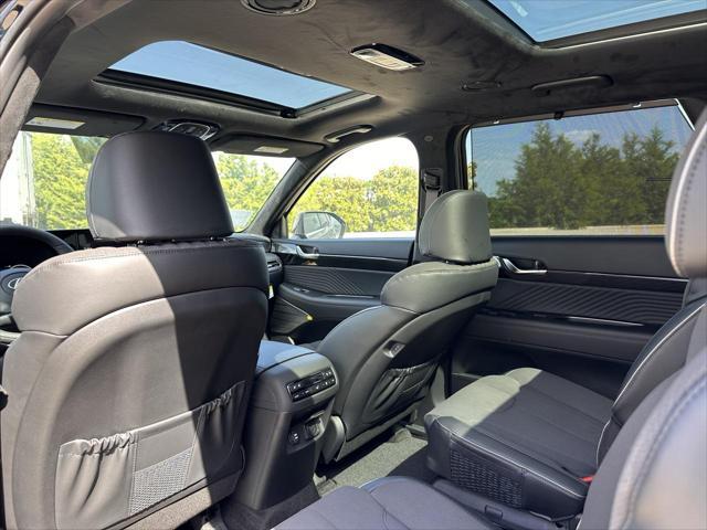 new 2025 Hyundai Palisade car, priced at $55,358
