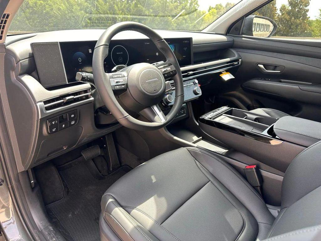 new 2025 Hyundai TUCSON Hybrid car, priced at $31,661