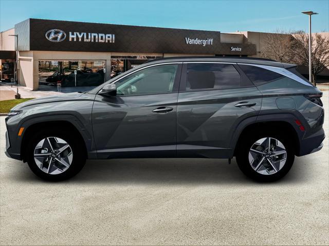 new 2025 Hyundai TUCSON Hybrid car, priced at $37,661