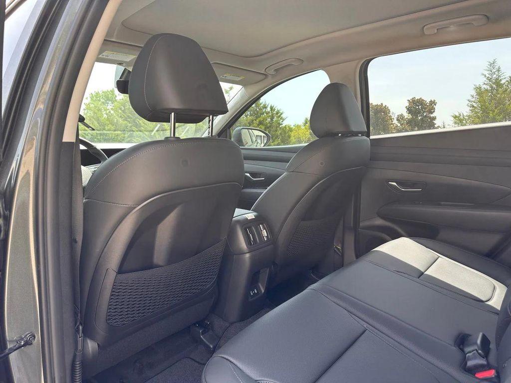 new 2025 Hyundai TUCSON Hybrid car, priced at $31,661