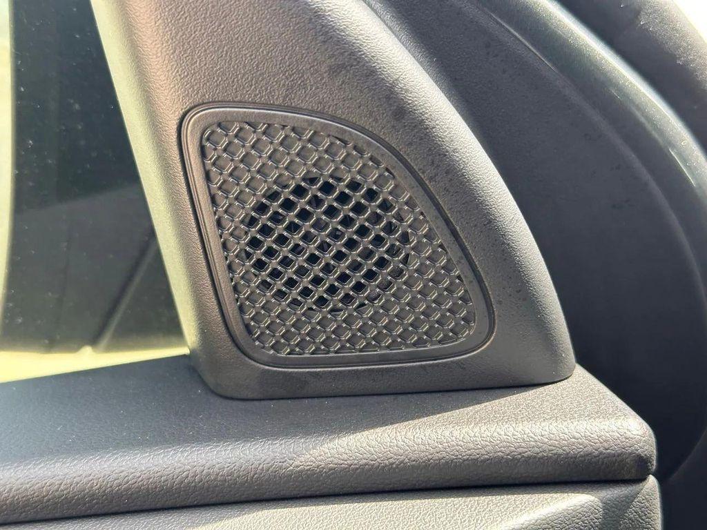 new 2025 Hyundai TUCSON Hybrid car, priced at $31,661