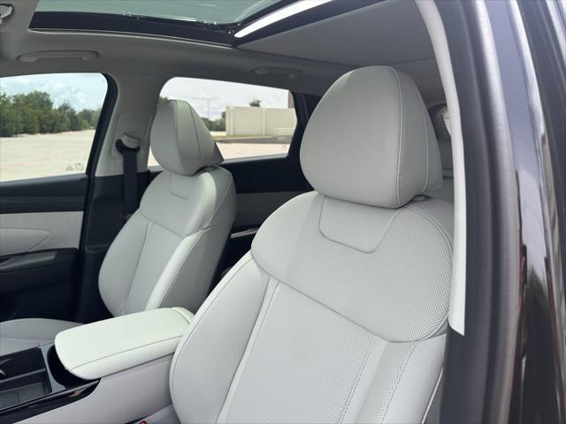 new 2025 Hyundai TUCSON Hybrid car, priced at $37,862