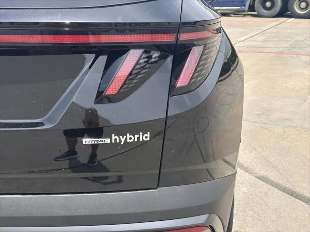 new 2025 Hyundai TUCSON Hybrid car, priced at $36,612