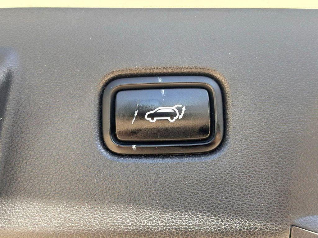 used 2022 Hyundai TUCSON Hybrid car, priced at $19,880