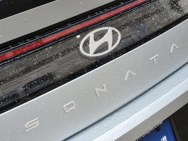 new 2024 Hyundai Sonata car, priced at $29,221