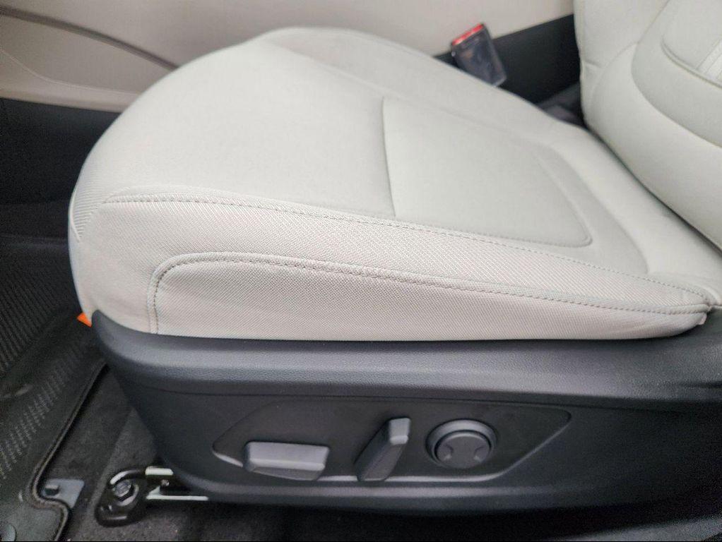 new 2025 Hyundai Tucson car, priced at $28,183