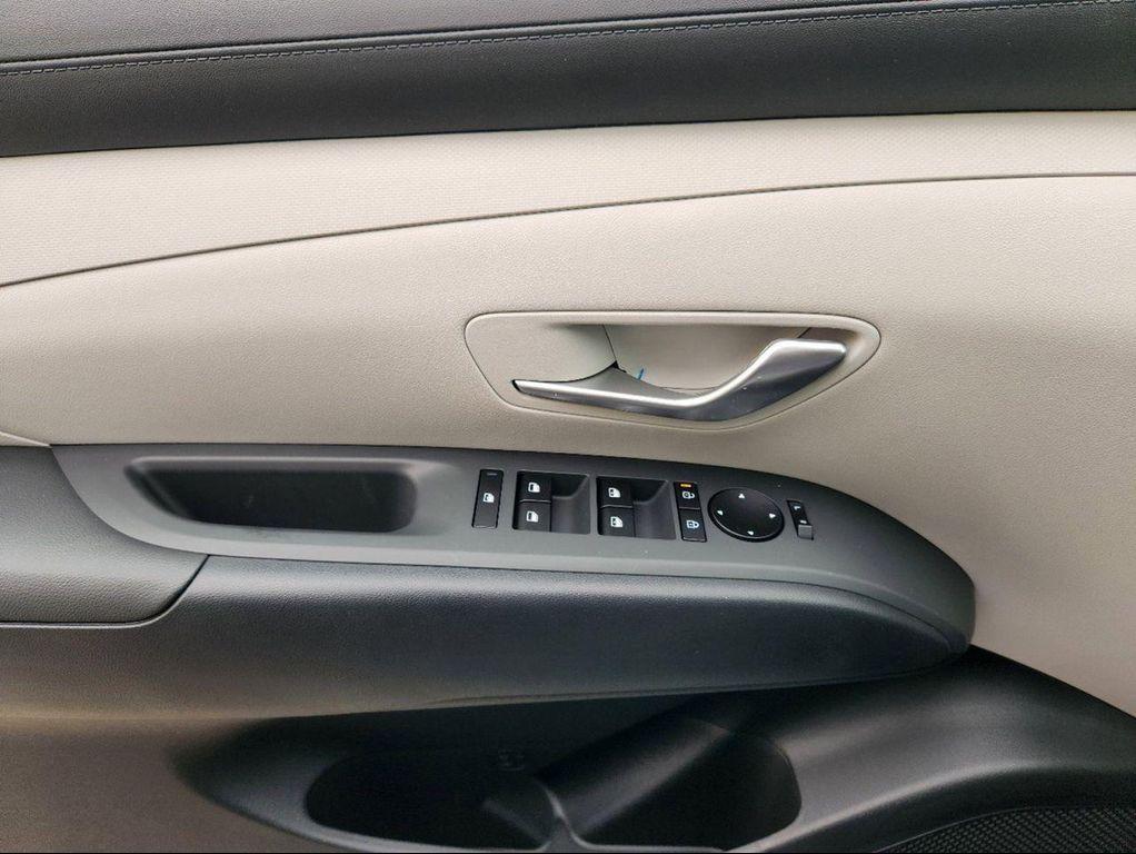 new 2025 Hyundai Tucson car, priced at $28,183
