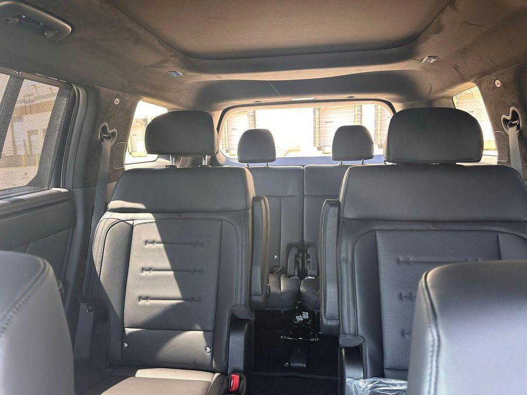 new 2025 Hyundai SANTA FE HEV car, priced at $47,391