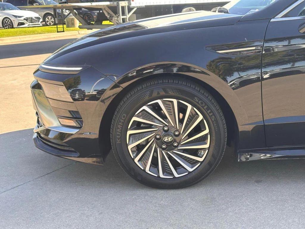 used 2024 Hyundai Sonata Hybrid car, priced at $21,774