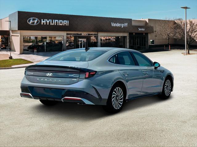 new 2025 Hyundai Sonata Hybrid car, priced at $38,533